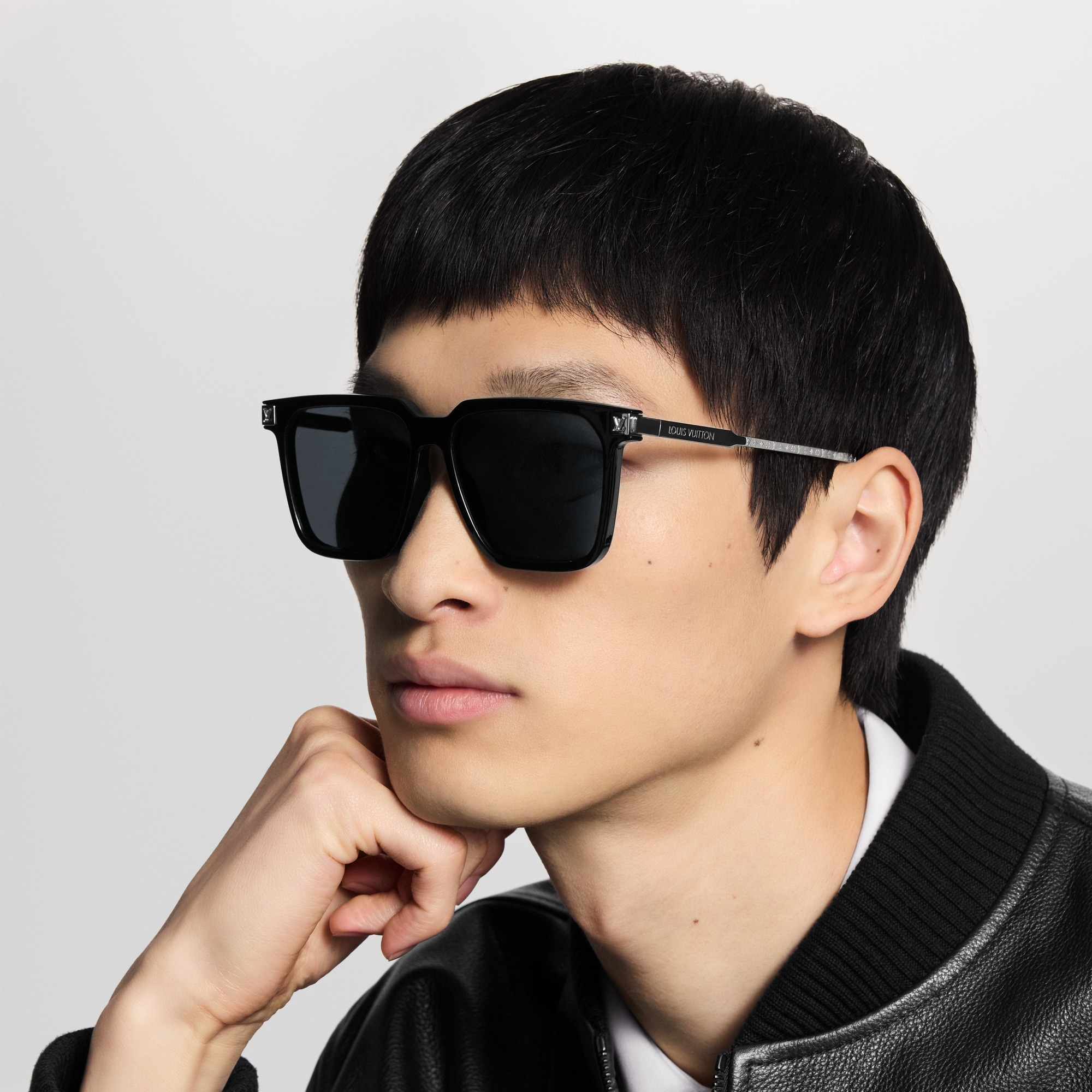LV Rise Square Sunglasses S00 - For Men | LOUIS VUITTON